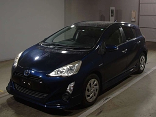 TOYOTA AQUA 2016