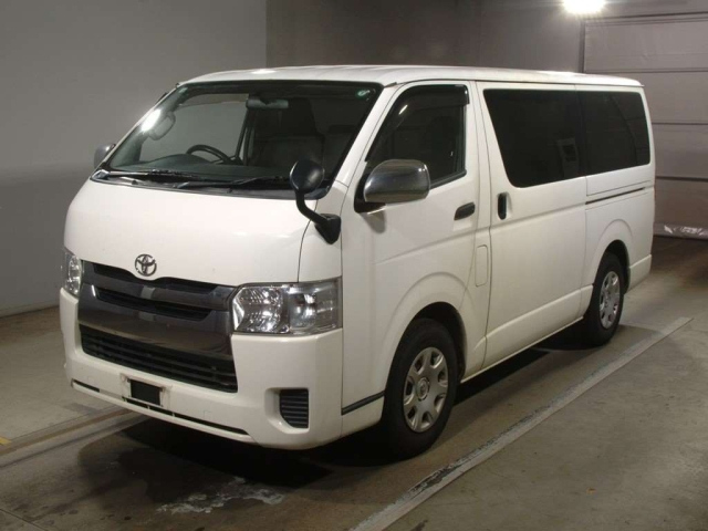 TOYOTA REGIUS ACE VAN 2015