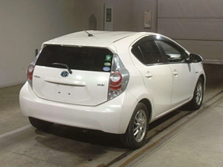 TOYOTA AQUA 2012