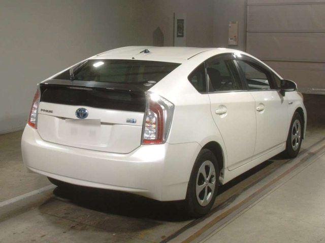 TOYOTA PRIUS 2012