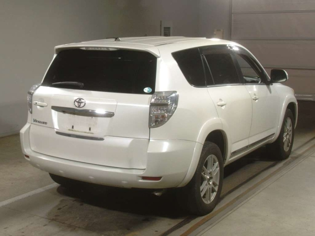 TOYOTA VANGUARD 2010