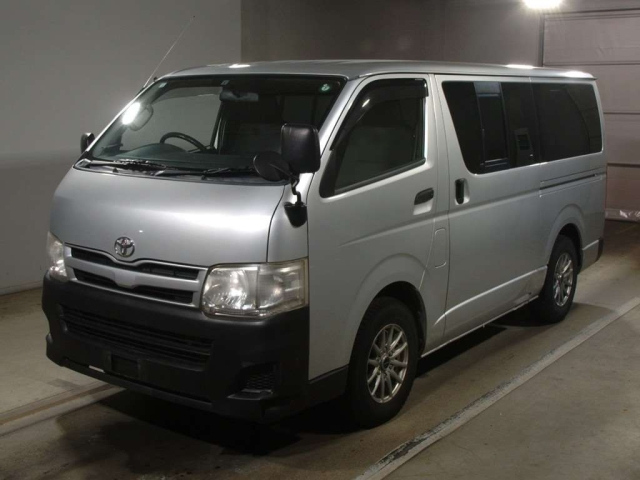 TOYOTA REGIUS ACE VAN 2013