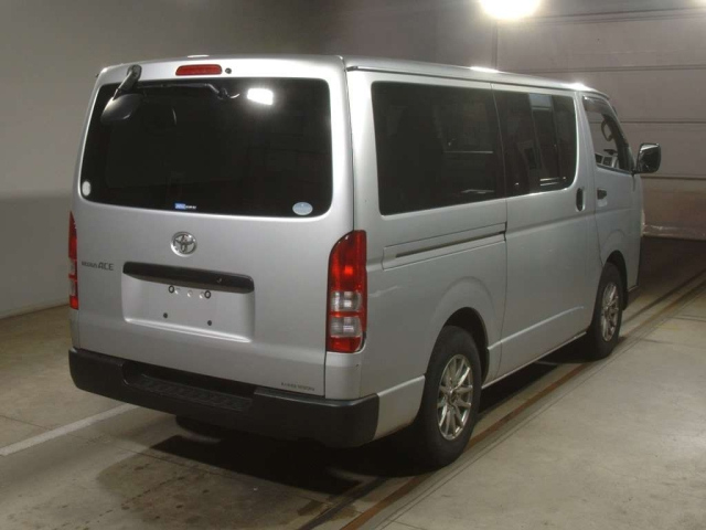 TOYOTA REGIUS ACE VAN 2013