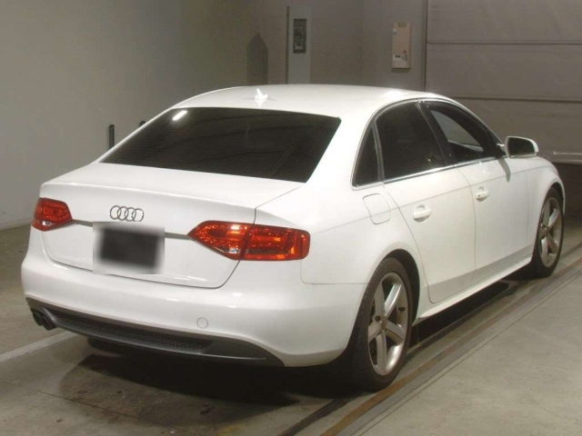 AUDI A4 2010