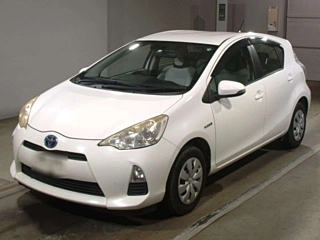 TOYOTA AQUA 2012