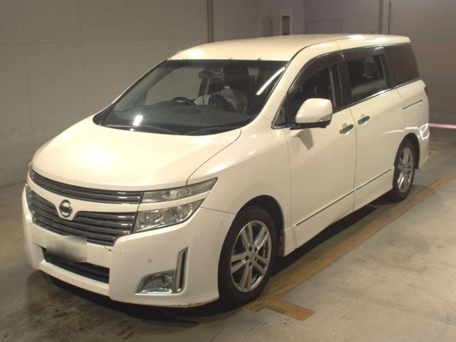 NISSAN ELGRAND 2010