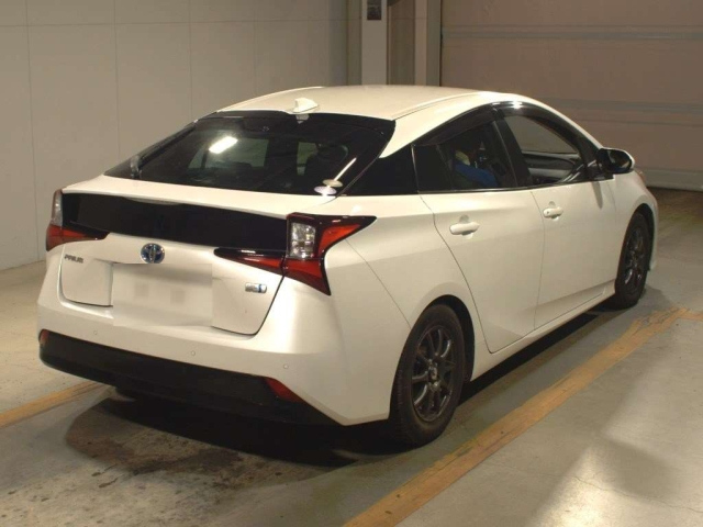 TOYOTA PRIUS 2020