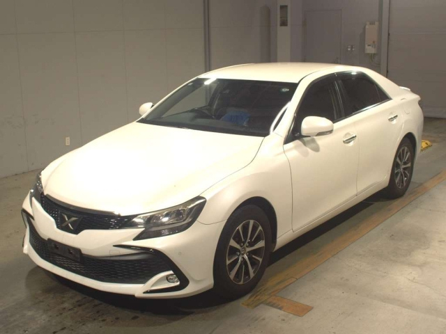 TOYOTA MARK X 2017