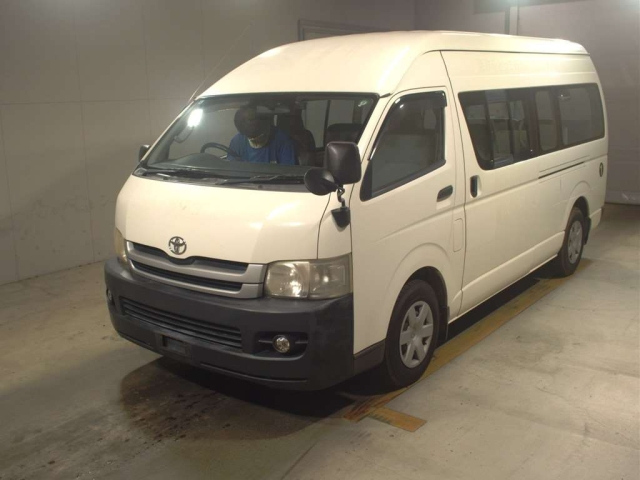 TOYOTA HIACE 2009