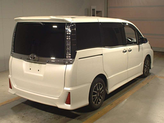 TOYOTA VOXY 2016