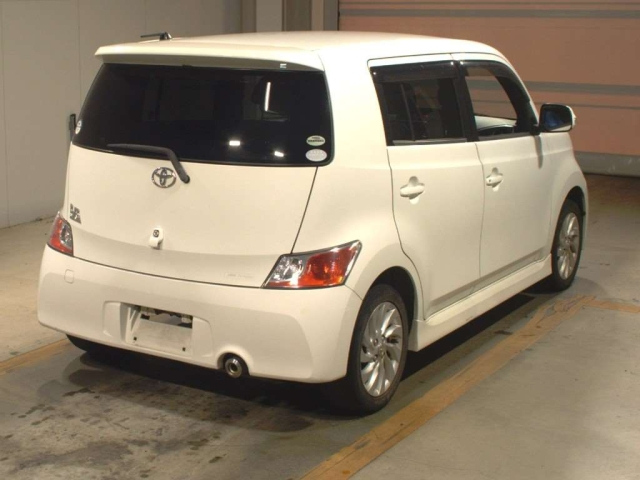 TOYOTA BB 2008