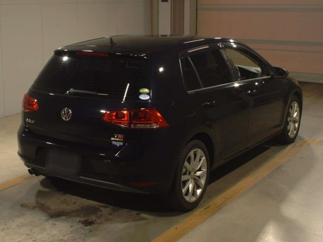 VOLKSWAGEN GOLF 2014