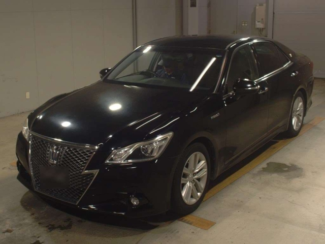 TOYOTA CROWN 2013
