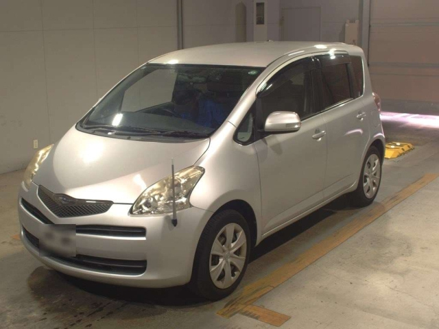 TOYOTA RACTIS 2009