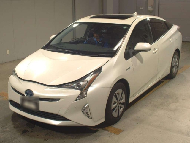 TOYOTA PRIUS 2017