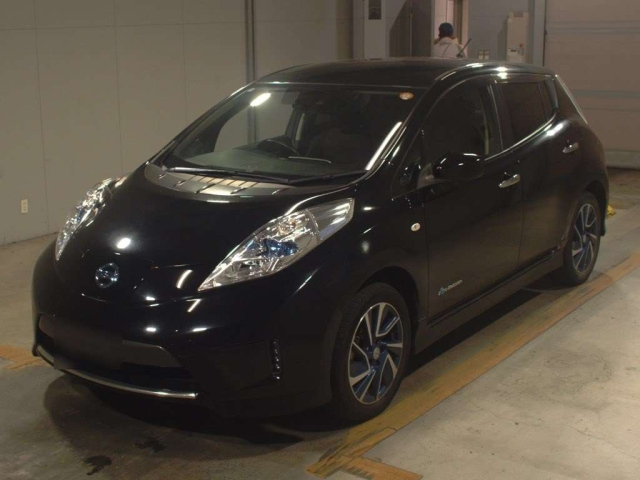NISSAN LEAF 2016