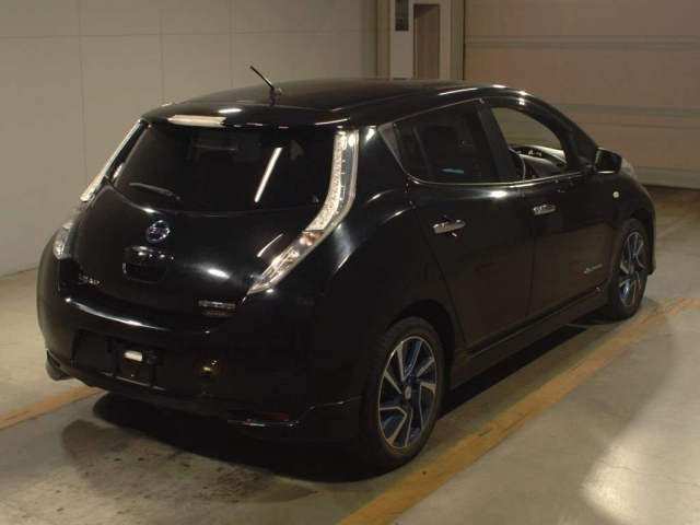 NISSAN LEAF 2016