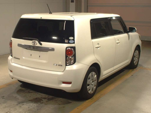 TOYOTA COROLLA RUMION 2010