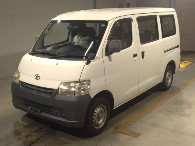 TOYOTA TOWN ACE VAN 2015