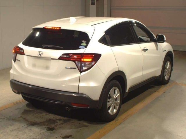 HONDA VEZEL 2016