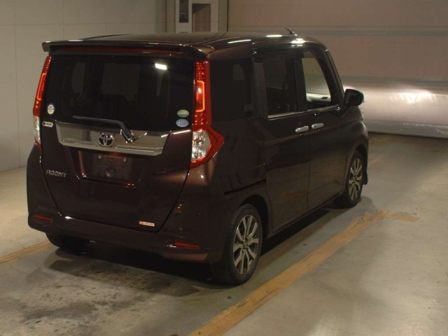 TOYOTA ROOMY 2018