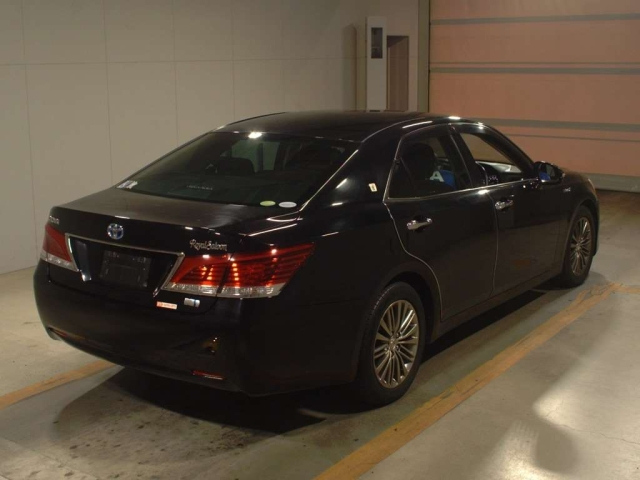 TOYOTA CROWN 2013