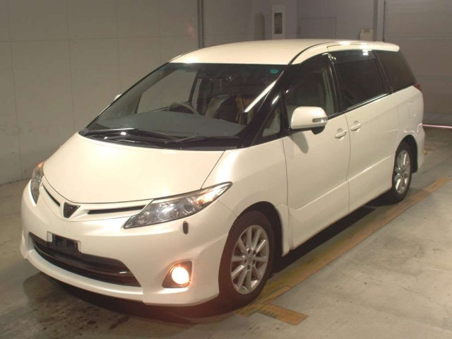 TOYOTA ESTIMA 2010