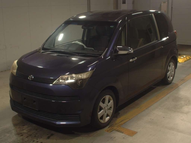 TOYOTA SPADE 2012