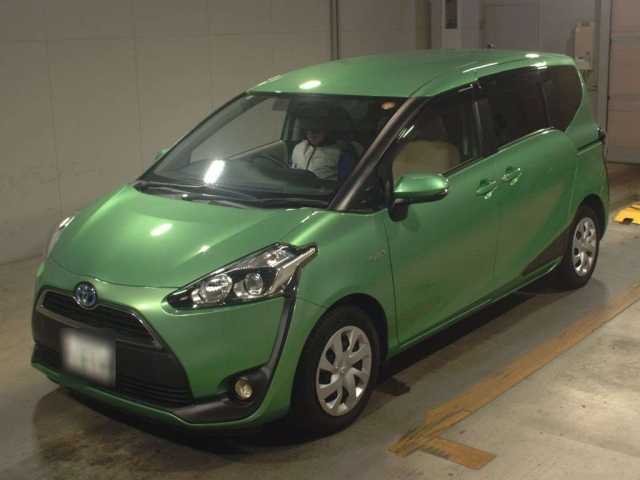 TOYOTA SIENTA 2016