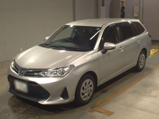 TOYOTA COROLLA FIELDER 2019