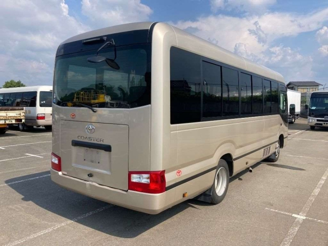 TOYOTA COASTER 2019