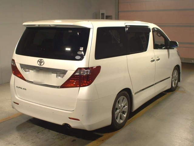 TOYOTA ALPHARD 2009