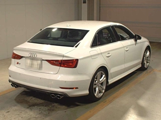 Заказать AUDI S3