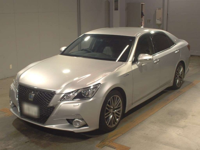 TOYOTA CROWN 2013