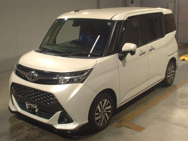 TOYOTA TANK 2017