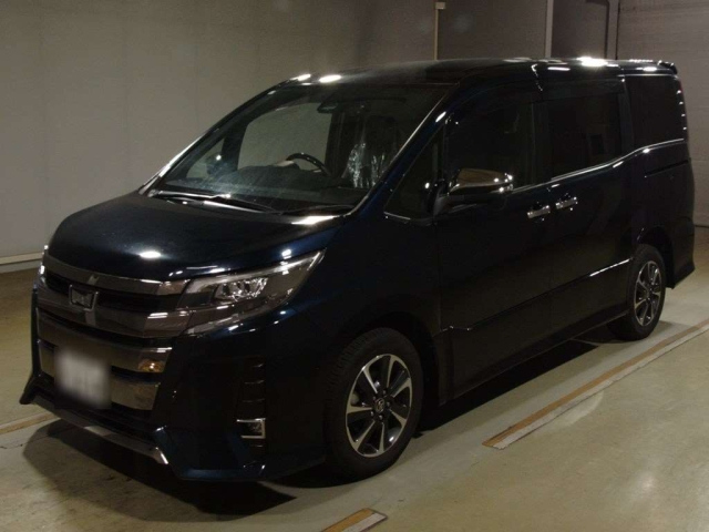 TOYOTA NOAH 2021