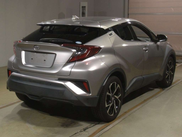 TOYOTA C-HR 2018