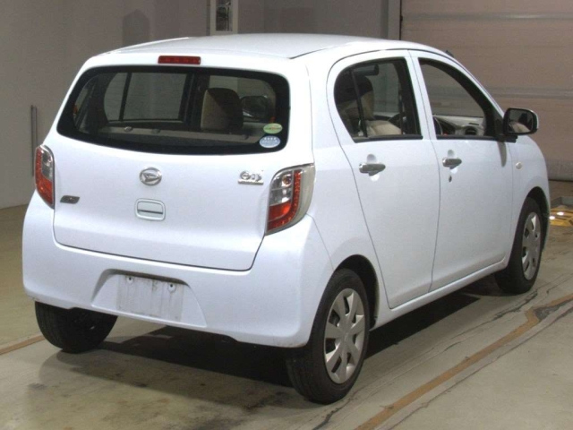 DAIHATSU MIRA E S 2012