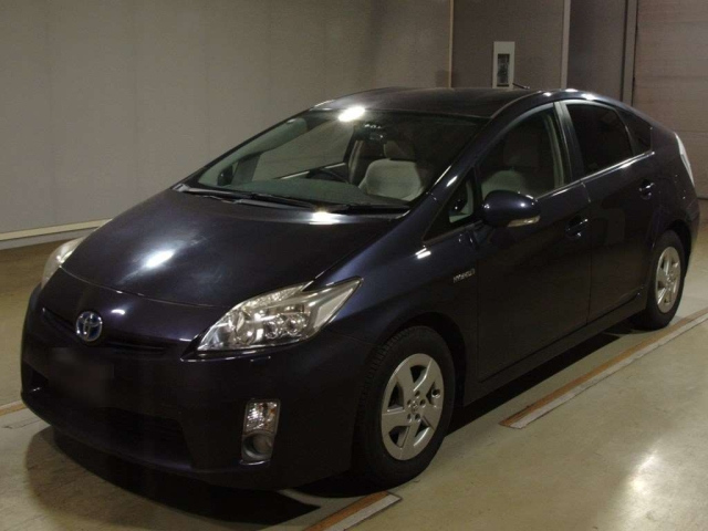 TOYOTA PRIUS 2011
