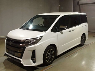 TOYOTA NOAH 2021