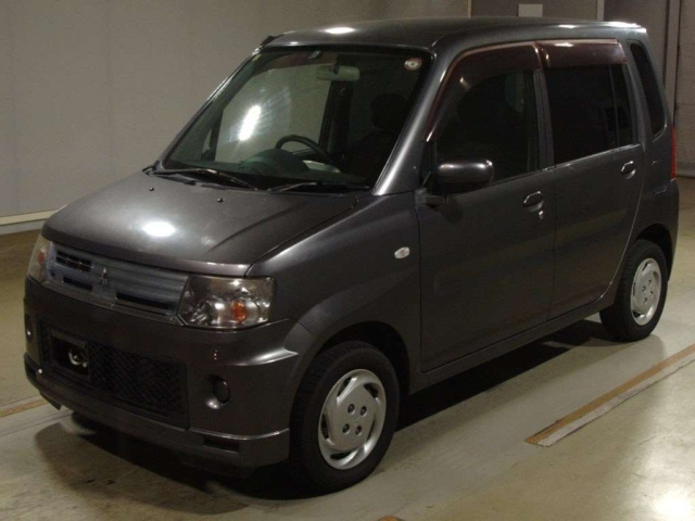 MITSUBISHI TOPPO 2010