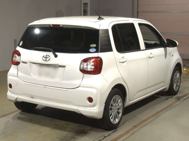 TOYOTA PASSO 2016