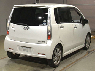 DAIHATSU MOVE 2011
