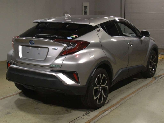 TOYOTA C-HR 2019