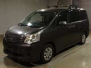 TOYOTA NOAH 2012