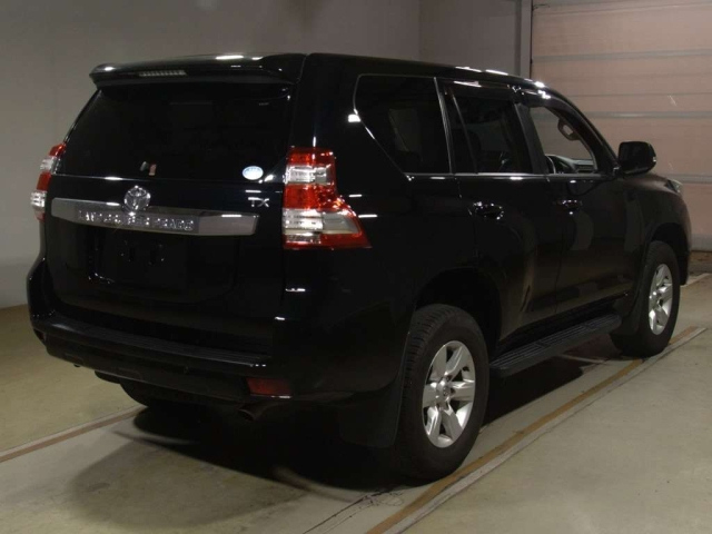 TOYOTA LAND CRUISER PRADO 2015