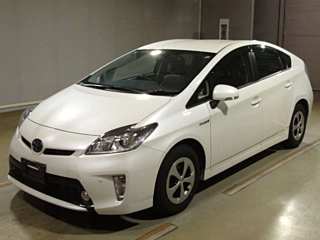 TOYOTA PRIUS 2015