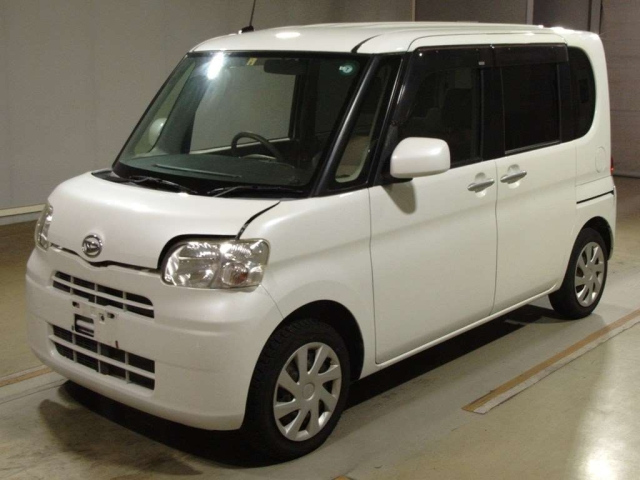 DAIHATSU TANTO 2012