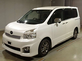 TOYOTA VOXY 2012