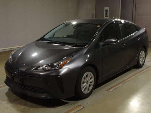 TOYOTA PRIUS 2021